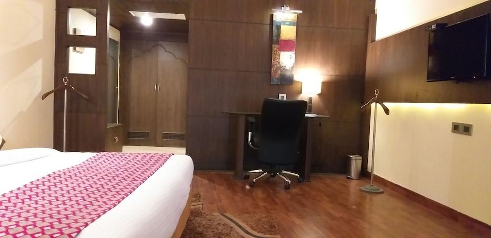 K C Residency Katra קטרה מראה חיצוני תמונה