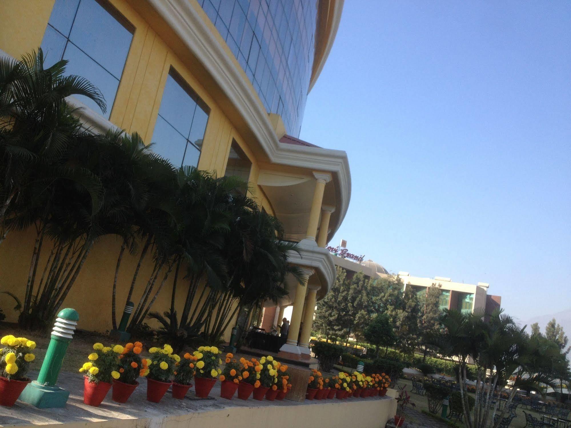K C Residency Katra קטרה מראה חיצוני תמונה